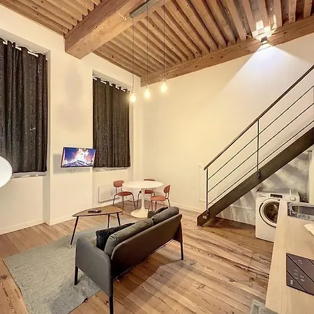 Cosy Appt, Croix Rousse Duviard 1 *